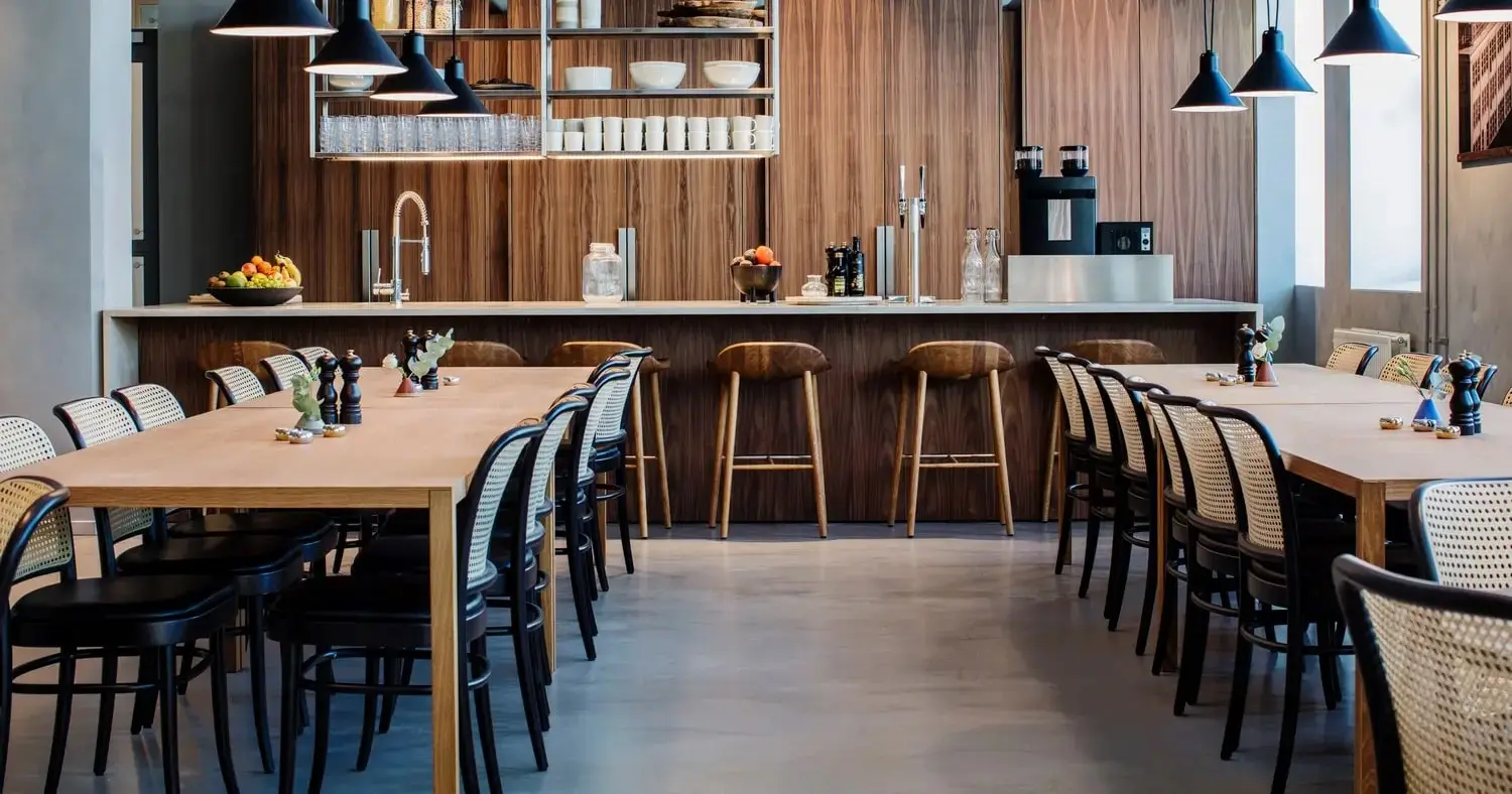 Horeca Mekanlarında Doğru Mobilya Se&ccedil;imi ile Mek&acirc;n Kimliği Oluşturmak